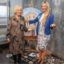 Mandii with Camilla, Duchess of Cornwall and the painting of Clarence House